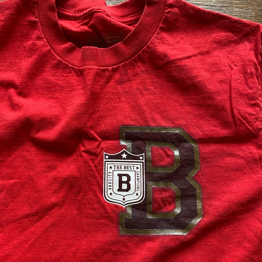 BREEZY EXCURSION TEE! - Picture 5 of 6